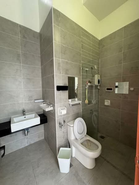 Rumah Teres untuk Dijual di Johor Bahru (Johor) - Iris Lim - Bathroom - PropertyGuru.com.my