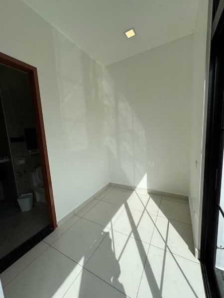 Rumah Teres untuk Dijual di Johor Bahru (Johor) - Iris Lim - Bathroom - PropertyGuru.com.my