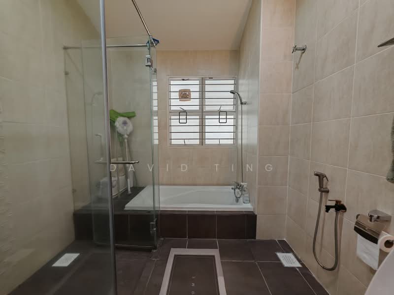 Semi-Detached House for Sale in Happy Garden (Kuchai Lama) - David Ting - Bathroom - PropertyGuru.com.my