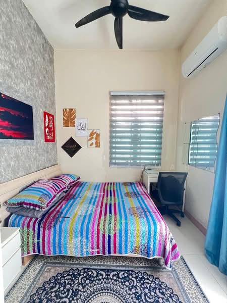Rumah Berkembar untuk Dijual di Seksyen 6 (Bangi) - Nurul Naemah - Bedroom - PropertyGuru.com.my