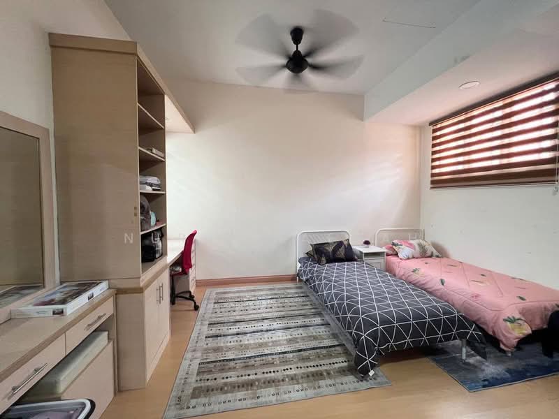 Rumah Berkembar untuk Dijual di Seksyen 6 (Bangi) - Nurul Naemah - Bedroom - PropertyGuru.com.my