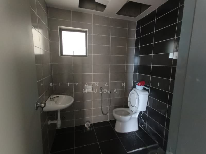 Kondominium untuk Disewa di 1 Harmonis - Faliyana binti Muda - Bathroom - PropertyGuru.com.my
