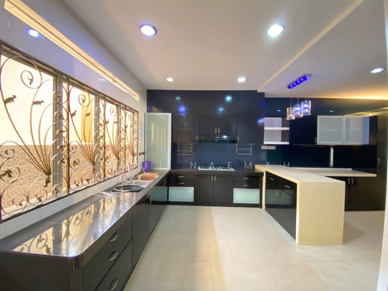 Semi-Detached House for Sale in Bandar Baru Bangi (Selangor) - Nurul Naemah - PropertyGuru.com.my