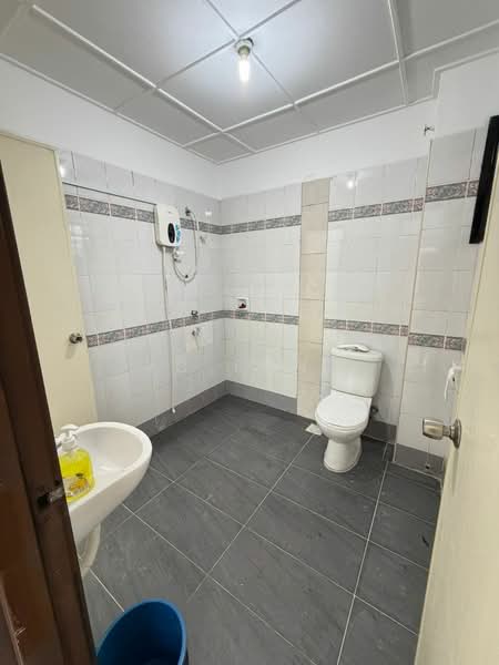 2-storey Terraced House for Rent in Skudai (Johor) - YC Fung - Bathroom - PropertyGuru.com.my