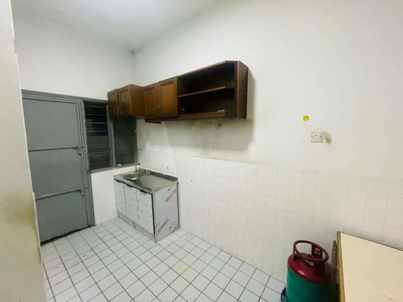 Rumah Teres 1 Tingkat untuk Disewa di Taman Cheras Perdana (Cheras) - Billy Chan - Kitchen - PropertyGuru.com.my