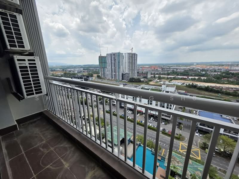 Servis Apartment untuk Dijual di Sky Gardens Residences - Sharon Wong Shu Shien - Balcony - PropertyGuru.com.my