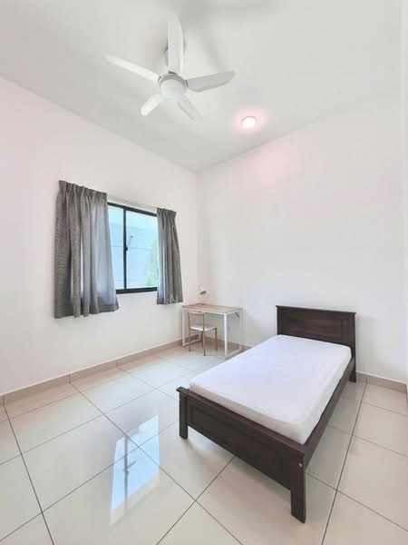 2-storey Terraced House for Rent in Bandar Cassia (Batu Kawan) - Jane Ng - Bedroom - PropertyGuru.com.my