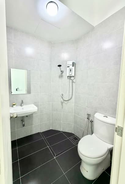 2-storey Terraced House for Rent in Bandar Cassia (Batu Kawan) - Jane Ng - Bathroom - PropertyGuru.com.my