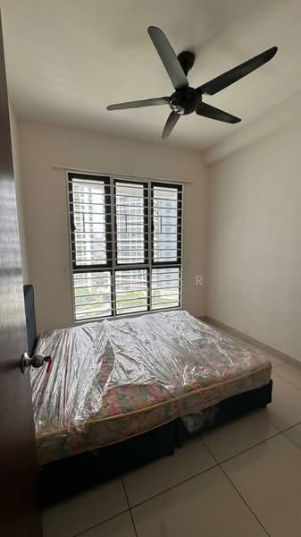 Servis Apartment untuk Dijual di KL Traders Square - Victor Chu - Bedroom - PropertyGuru.com.my
