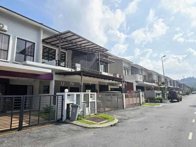 Terraced House for Sale in Bandar Puteri Puchong (Puchong) - SUNNY YONG - Exterior - PropertyGuru.com.my
