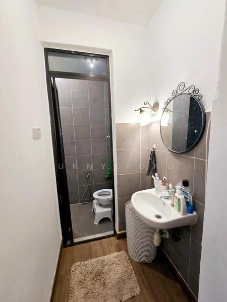 Terraced House for Sale in Bandar Puteri Puchong (Puchong) - SUNNY YONG - Bathroom - PropertyGuru.com.my