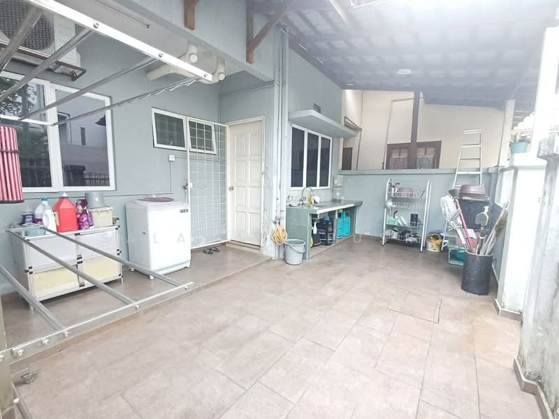 Rumah Teres 2 Tingkat untuk Dijual di Seksyen 9 (Shah Alam) - Salawati Busro - Exterior - PropertyGuru.com.my