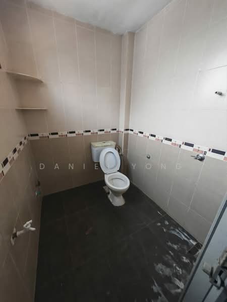 Rumah Teres 2 Tingkat untuk Dijual di Saleng (Senai) - Daniel Yong - Bathroom - PropertyGuru.com.my