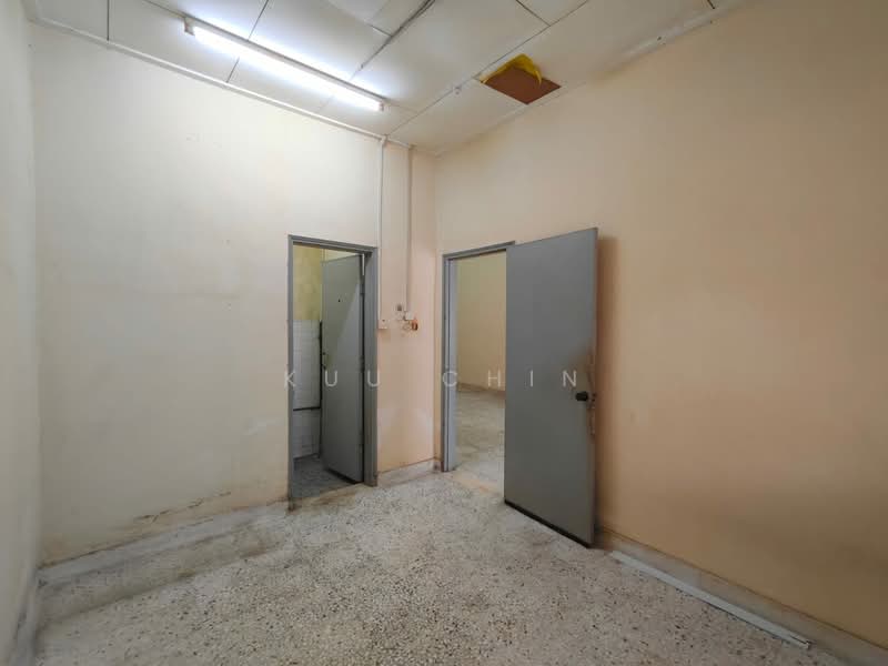 Rumah Teres 1 Tingkat untuk Dijual di Taman Pelangi (Johor Bahru) - Kuu Chin - Interior - PropertyGuru.com.my