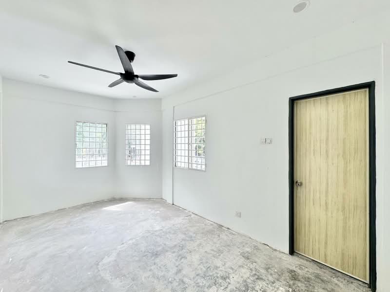 Townhouse for Sale in Seksyen 7 (Shah Alam) - Ali Idris - Interior - PropertyGuru.com.my