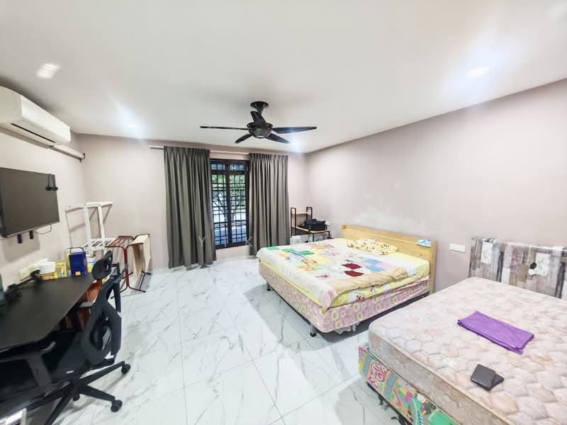 Rumah Teres 2 Tingkat untuk Dijual di Taman Mount Austin (Tebrau) - Yik Tat - PropertyGuru.com.my