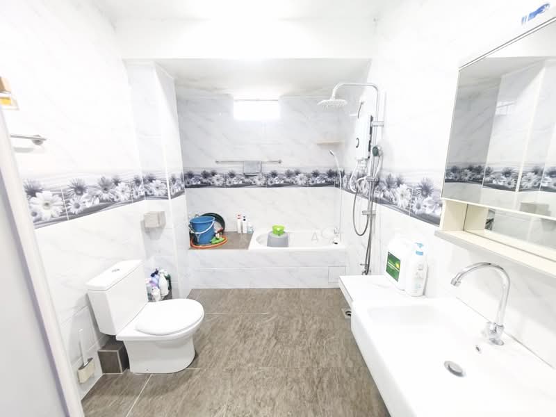 Rumah Teres 2 Tingkat untuk Dijual di Taman Mount Austin (Tebrau) - Yik Tat - PropertyGuru.com.my
