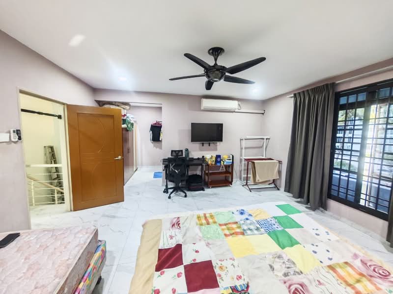 Rumah Teres 2 Tingkat untuk Dijual di Taman Mount Austin (Tebrau) - Yik Tat - PropertyGuru.com.my