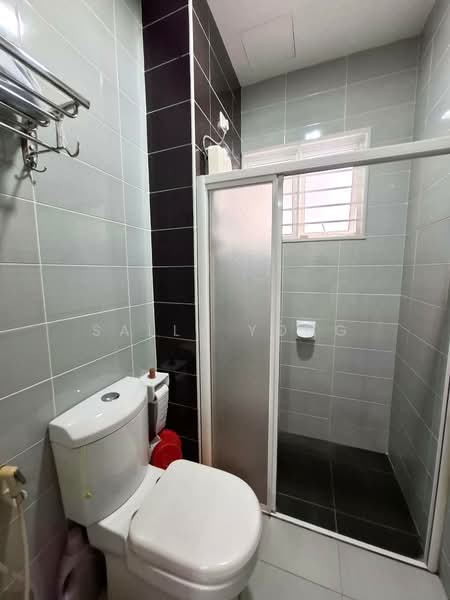 Semi-Detached House for Sale in Setia Alam (Selangor) - Sally Yong - Bathroom - PropertyGuru.com.my