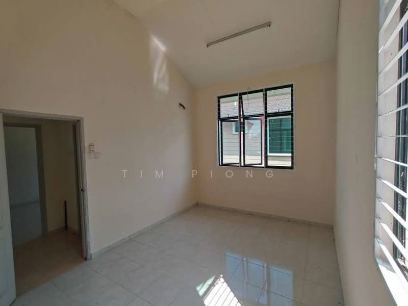 Rumah Berkembar untuk Dijual di Taman Desa Idaman (Durian Tunggal) - Tim Piong - Interior - PropertyGuru.com.my