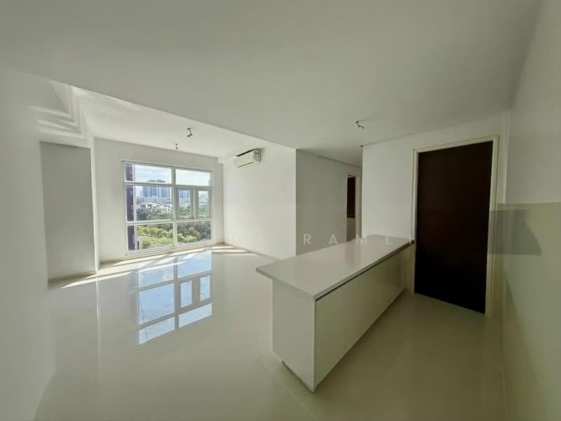 Servis Apartment untuk Dijual di Met 1 Residences - Hairul Ramli - Living Room - PropertyGuru.com.my