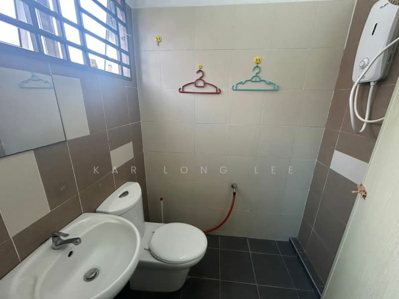 2-storey Terraced House for Rent in Ipoh (Perak) - Kar Long Lee - Bathroom - PropertyGuru.com.my