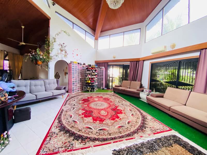 Bungalow for Sale in Shah Alam (Selangor) - Mohd Faizal - Living Room - PropertyGuru.com.my