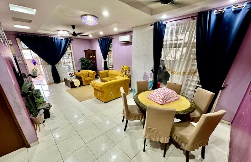 Rumah Berkembar untuk Dijual di Sungai Jawi (Penang) - Azura Ghani - Living Room - PropertyGuru.com.my