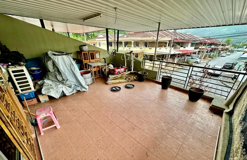 Rumah Berkembar untuk Dijual di Sungai Jawi (Penang) - Azura Ghani - Balcony - PropertyGuru.com.my