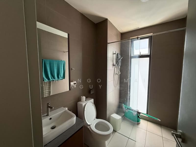 Service Residence for Sale at The Era @ Duta North - Thi Ngoc Mai Nguyen - Bathroom - PropertyGuru.com.my
