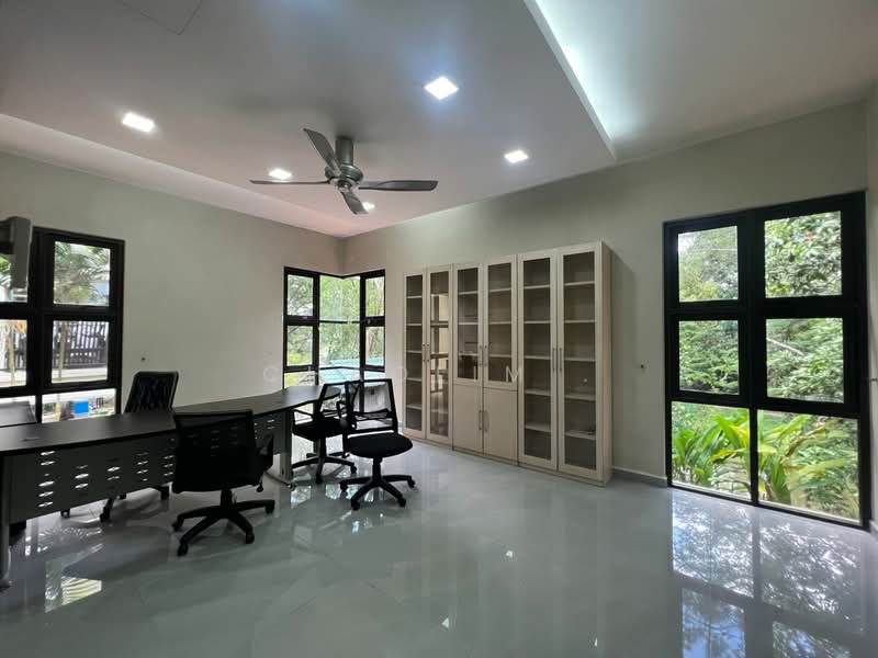 Bungalow for Sale in Serdang (Seri Kembangan) - ChaoLim . - Study - PropertyGuru.com.my