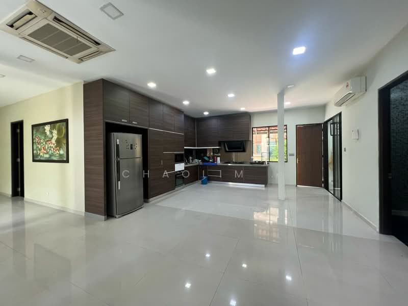 Bungalow for Sale in Serdang (Seri Kembangan) - ChaoLim . - Kitchen - PropertyGuru.com.my