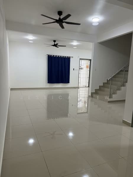 2-storey Terraced House for Rent in Johor Bahru (Johor) - Jessica Tiew - Living Room - PropertyGuru.com.my
