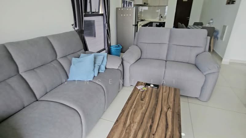 Kondominium untuk Disewa di Kings Bay @ Country Garden Danga Bay - Vincent Lai - Living Room - PropertyGuru.com.my