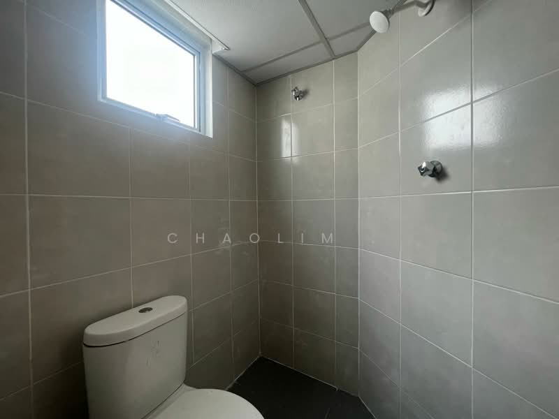 Shop for Sale in Batu 11 (Cheras) - ChaoLim . - Bathroom - PropertyGuru.com.my