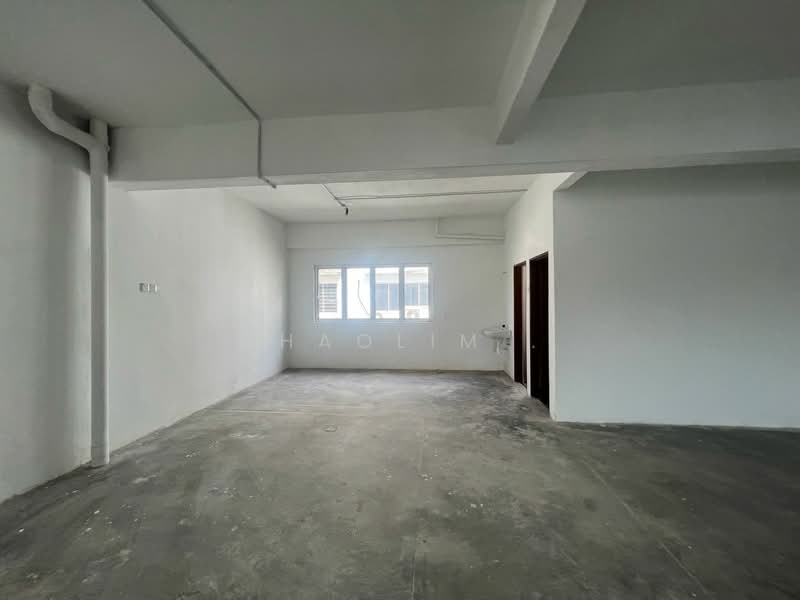 Shop for Sale in Batu 11 (Cheras) - ChaoLim . - Interior - PropertyGuru.com.my