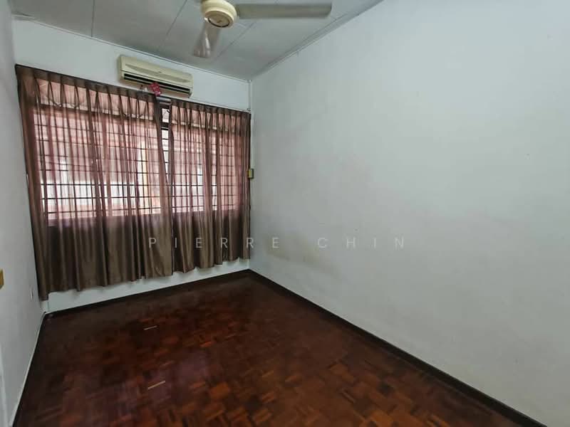 2-storey Terraced House for Sale in Taman Bukit Mewah (Tampoi) - Pierre Chin - Interior - PropertyGuru.com.my