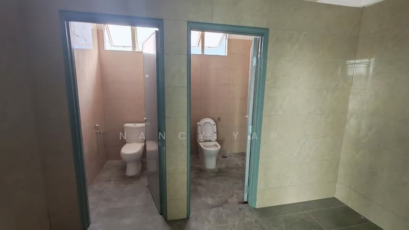 Shop / Office for Rent in Kampung Baru Subang (Sungai Buloh) - Nancy Yap - Bathroom - PropertyGuru.com.my