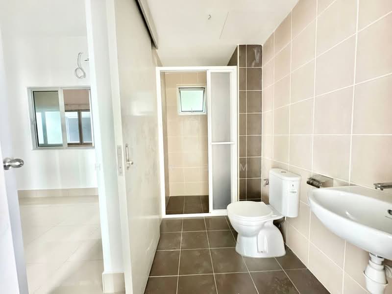 Service Residence for Sale at Serviced Residence @ Razak City Residences (RC Residences) - Harun Osman - Bathroom - PropertyGuru.com.my