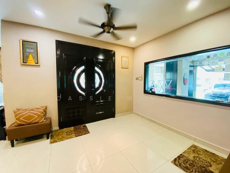 Semi-Detached House for Sale in Taman Sutera Utama (Skudai) - Cassie Wang - Entrance - PropertyGuru.com.my