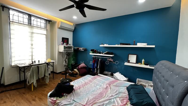 2-storey Terraced House for Sale in Bandar Putra Permai (Seri Kembangan) - Sasha Goh - Bedroom - PropertyGuru.com.my