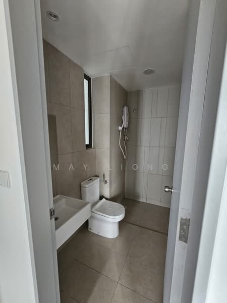 Service Residence for Rent at Kenwingston Platz - May Liong - Bathroom - PropertyGuru.com.my