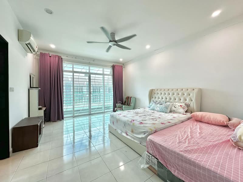 3-storey Terraced House for Sale in Kajang (Selangor) - Mahirah . - Bedroom - PropertyGuru.com.my
