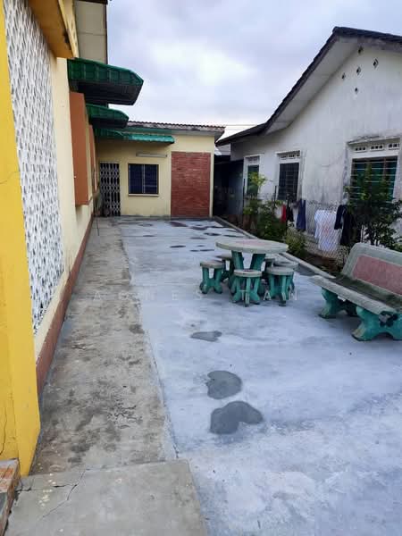 Rumah Teres 1 Tingkat untuk Disewa di Jalan Klang Lama (Old Klang Road) (Kuala Lumpur) - Agnes Tan - Exterior - PropertyGuru.com.my