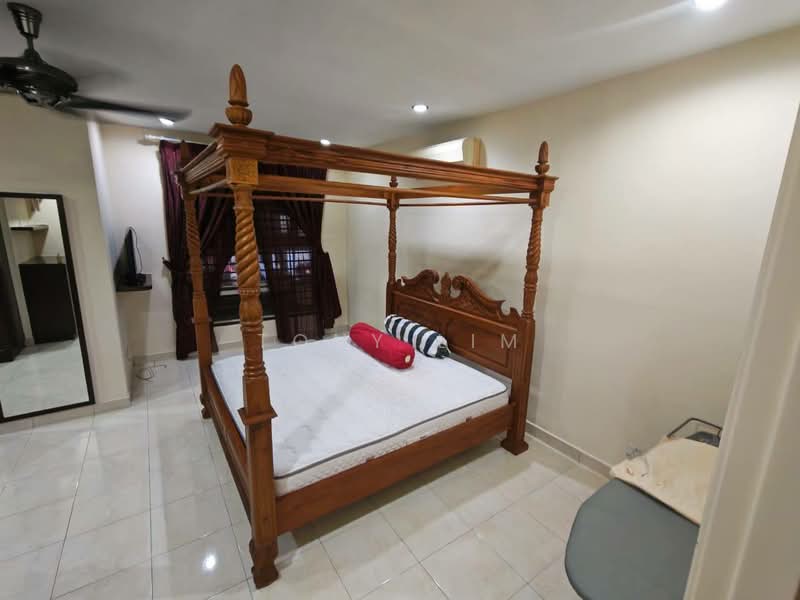Rumah Teres 2 Tingkat untuk Disewa di Setia Tropika (Johor Bahru) - Tony Lim - Bedroom - PropertyGuru.com.my