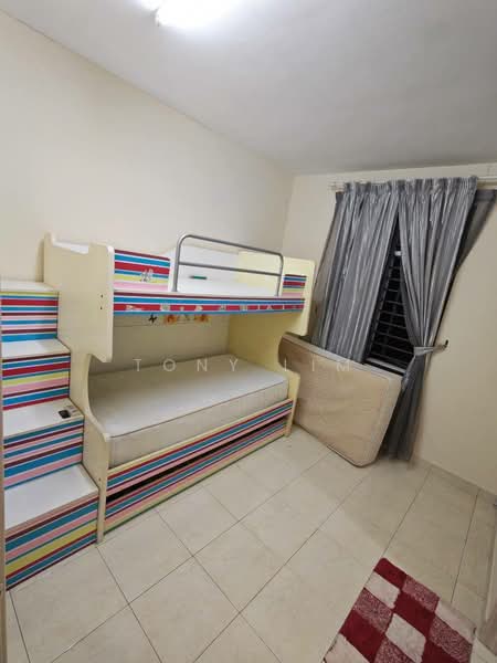 Rumah Teres 2 Tingkat untuk Disewa di Setia Tropika (Johor Bahru) - Tony Lim - Bedroom - PropertyGuru.com.my