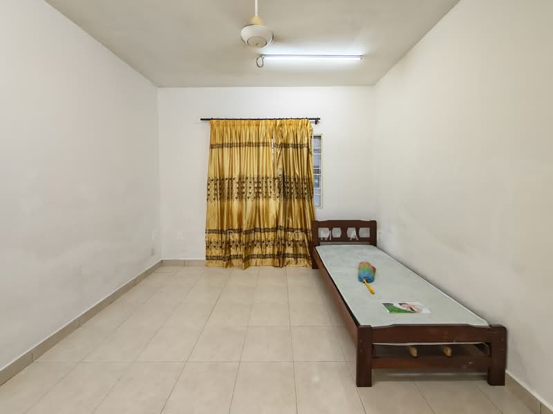 Kondominium untuk Dijual di Kristal Heights - Fazri Omar - Bedroom - PropertyGuru.com.my