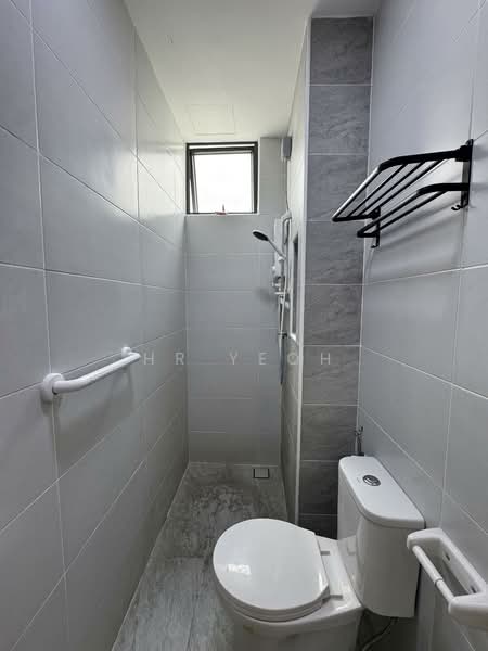 Condominium for Rent at KSL Residence 2 @ Kangkar Tebrau - HR Yeoh - Bathroom - PropertyGuru.com.my