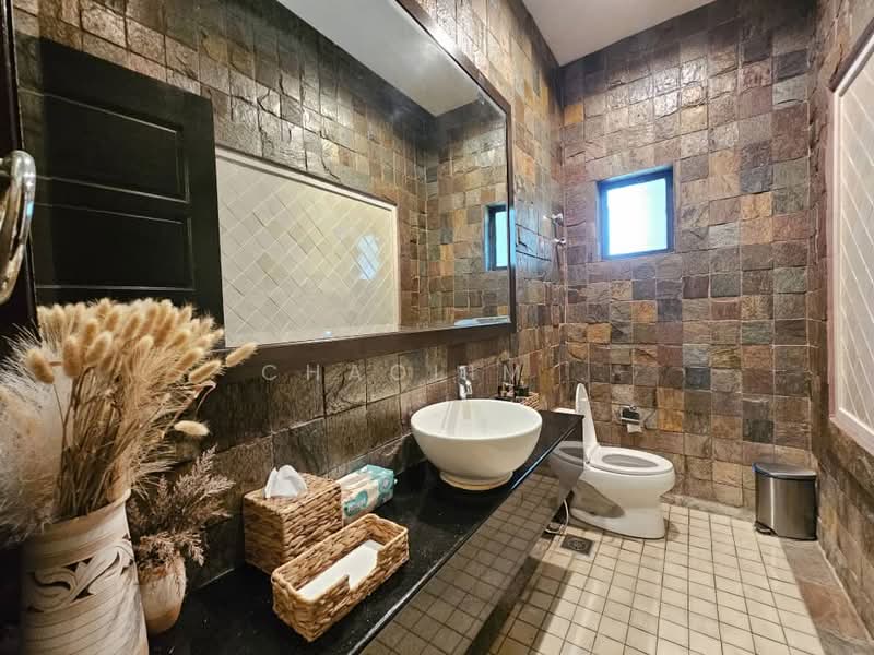 Rumah Banglo untuk Dijual di Country Heights (Kajang) - ChaoLim . - Bathroom - PropertyGuru.com.my