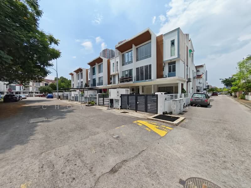 Rumah Bandar untuk Dijual di Puchong (Selangor) - Chow Kok Toong - Exterior - PropertyGuru.com.my